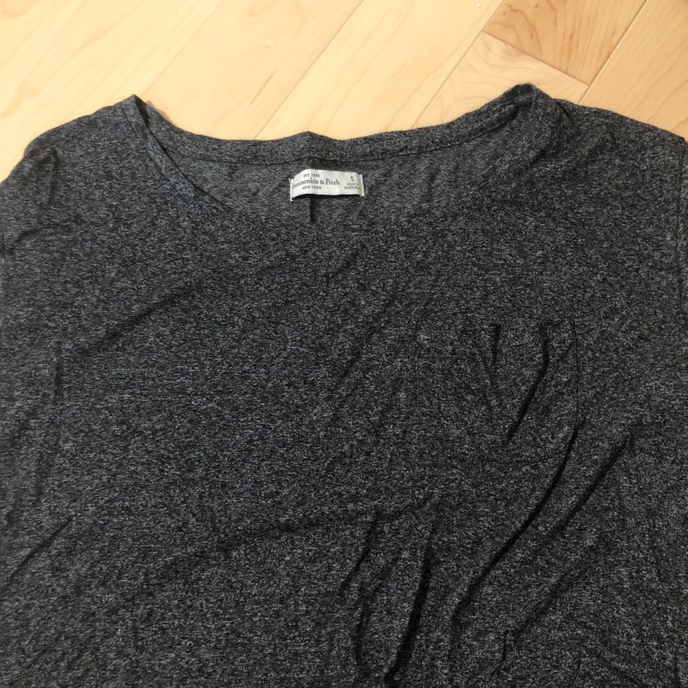 Abercrombie Cropped Pocket Tee